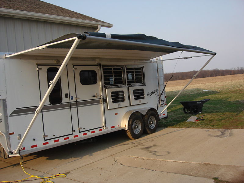 Trailer photograph 2
