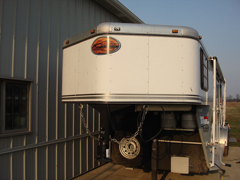 Trailer photograph 4