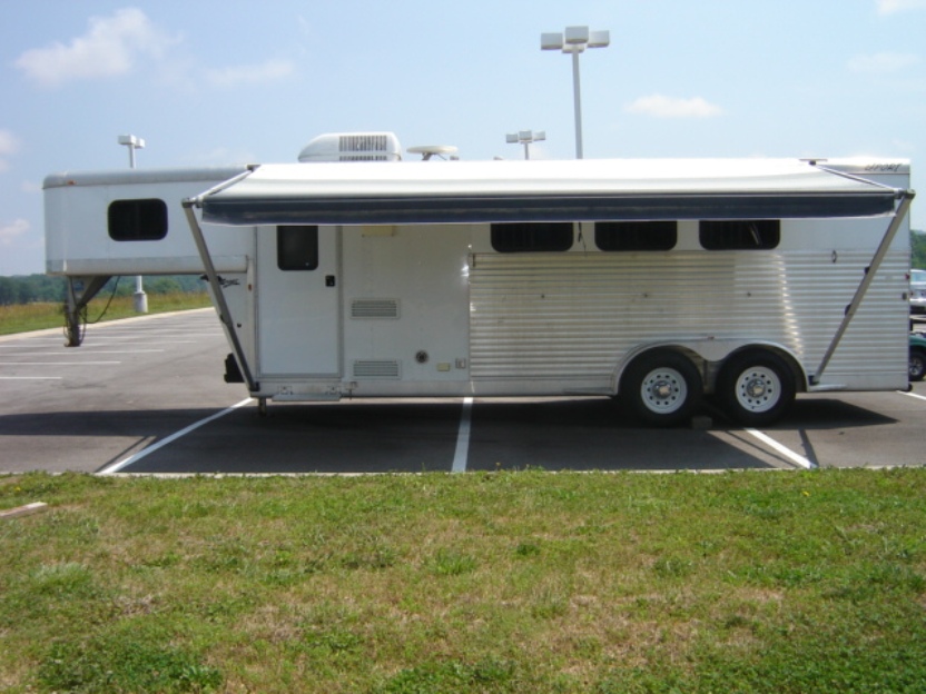 Trailer photograph 5