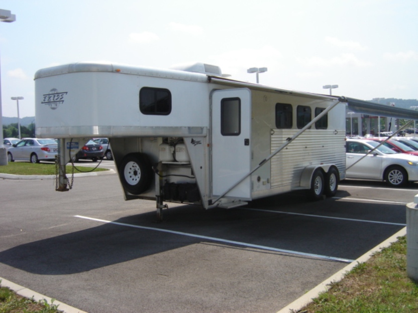 Trailer photograph 6