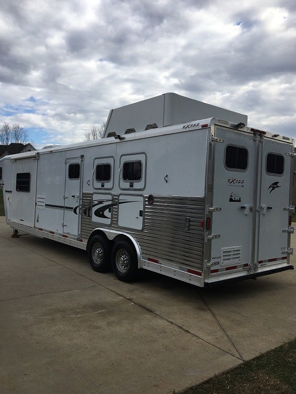 Trailer photograph 7