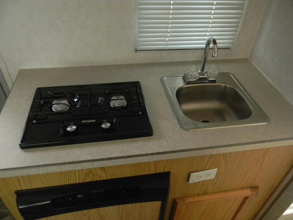 Trailer photograph 27