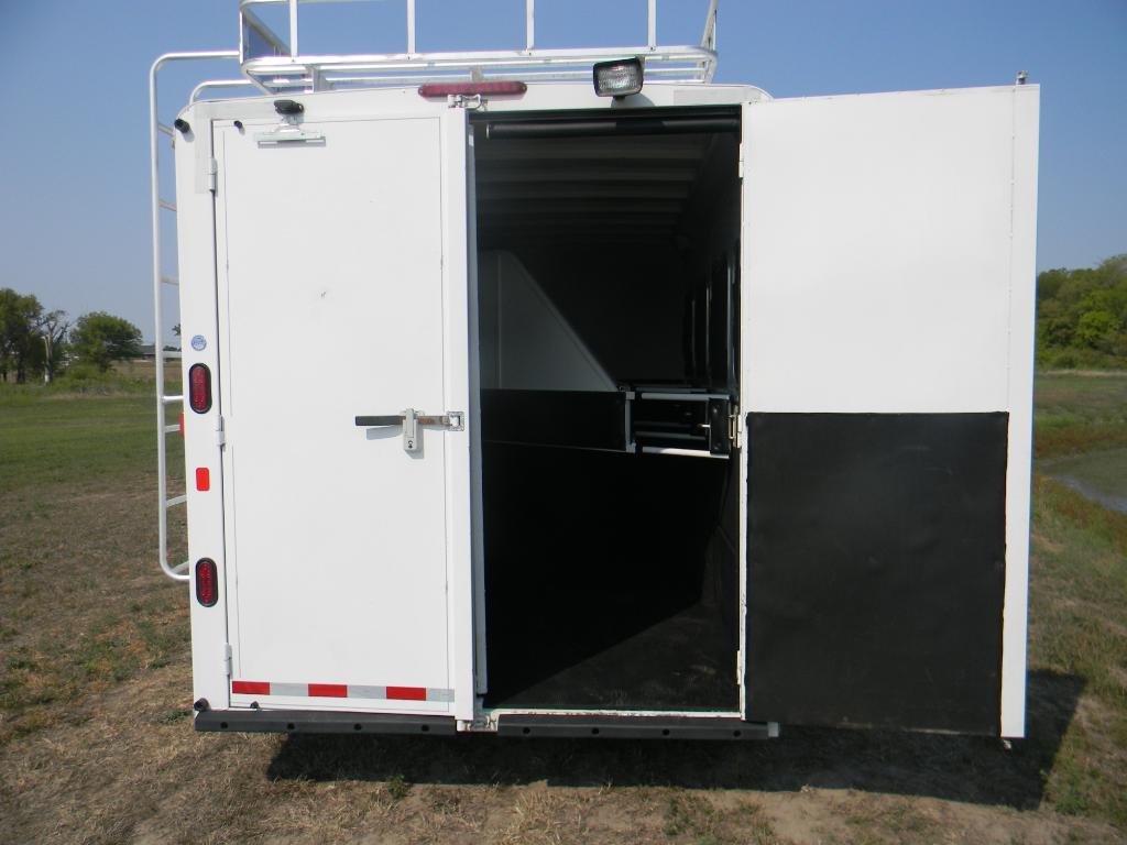 Trailer photograph 51