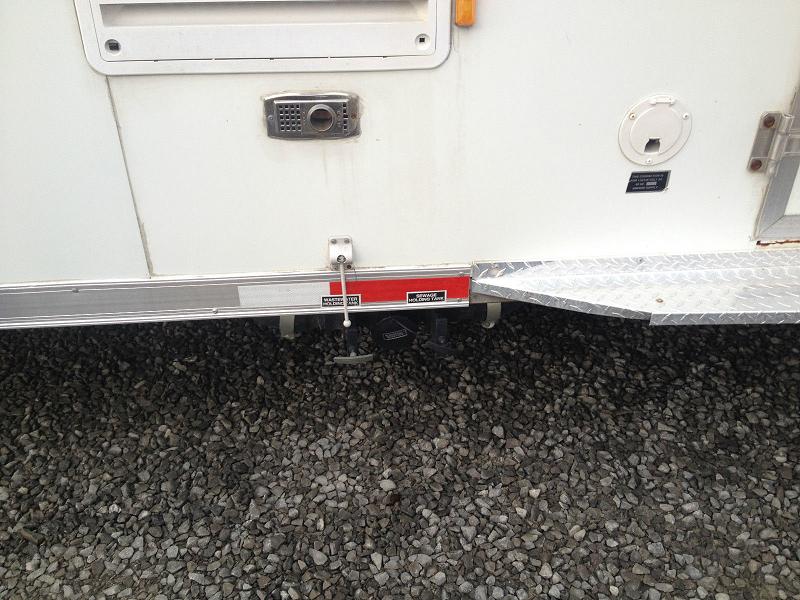 Trailer photograph 4