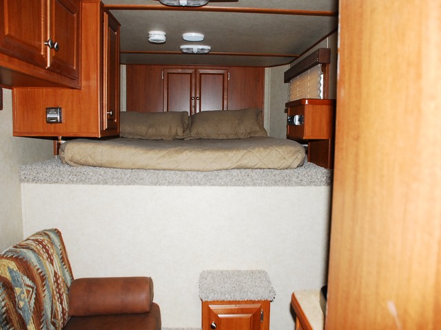 Trailer photograph 8
