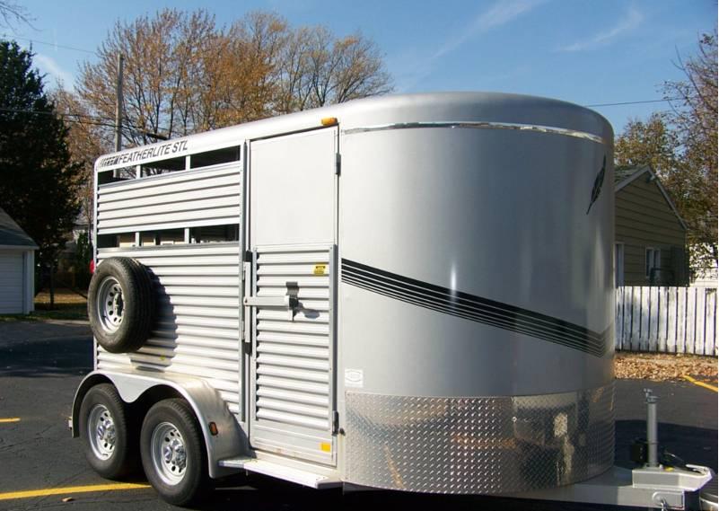 2011 Featherlite 2 Horse Trailer