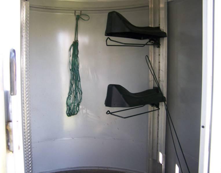 Trailer photograph 13