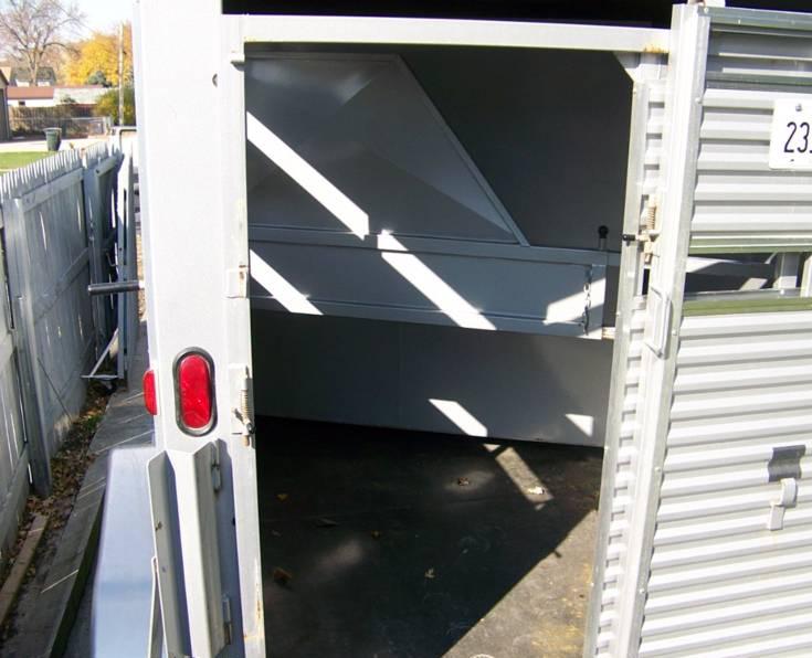 Trailer photograph 14