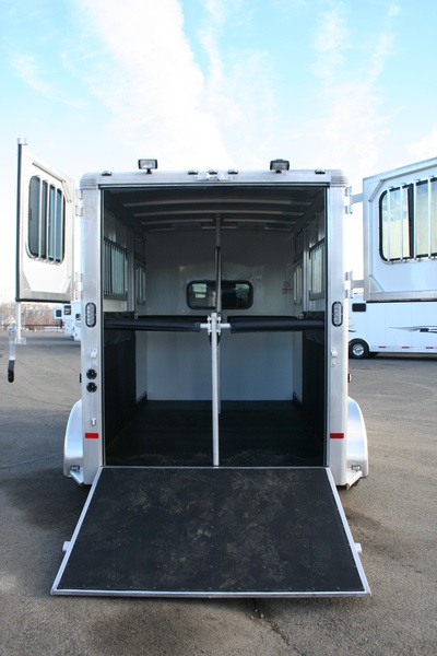 Trailer photograph 7