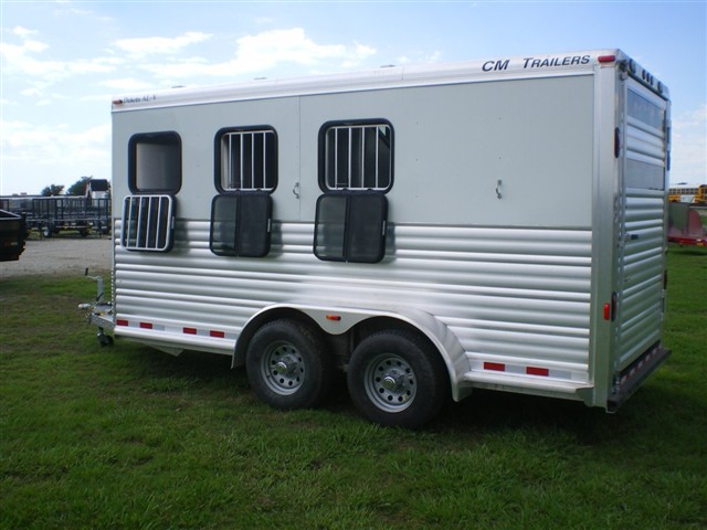 Trailer photograph 3