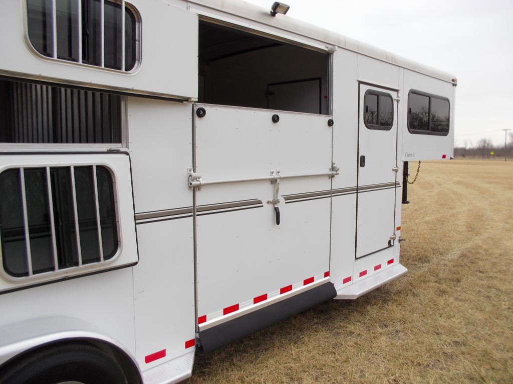 Trailer photograph 13