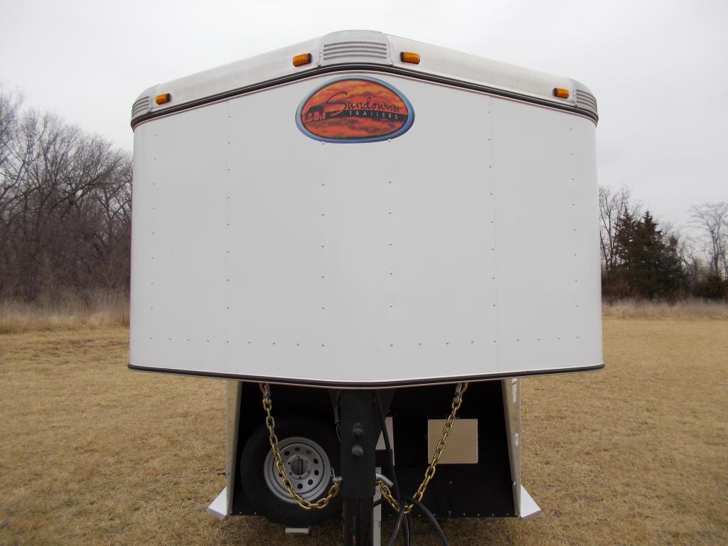 Trailer photograph 5