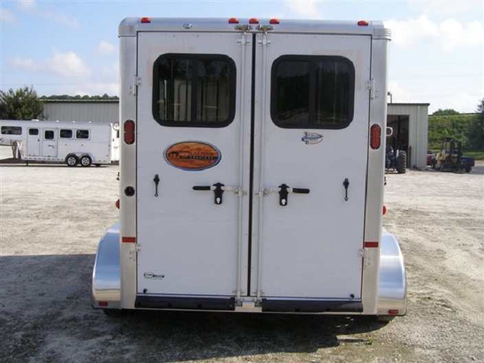 Trailer photograph 5