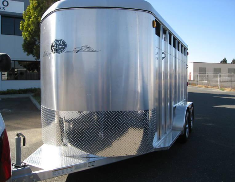 Trailer photograph 3