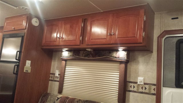 Trailer photograph 19