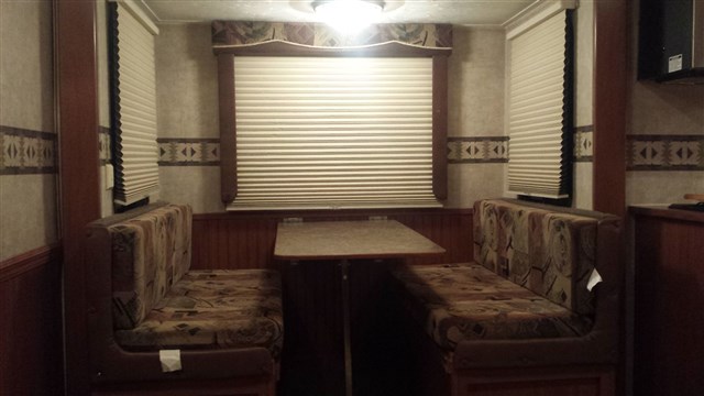 Trailer photograph 20