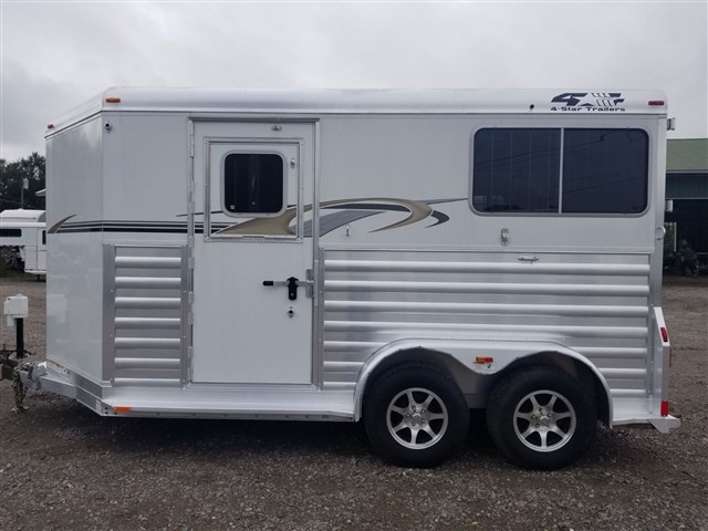 Trailer photograph 4